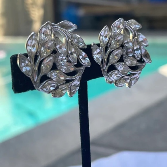 Bogoff Rhinestone Vintage Clip On Earrings - Picture 2 of 4